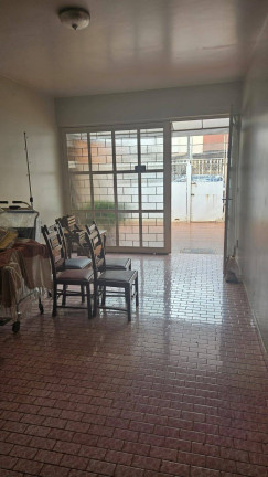 Imagem Casa com 3 Quartos à Venda, 520 m² em Centro - Arapongas