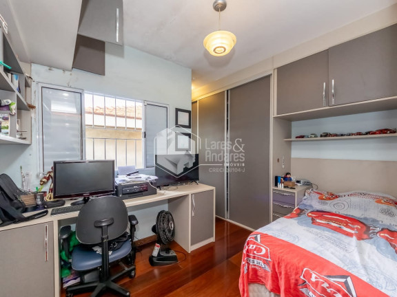 Imagem Casa com 3 Quartos à Venda, 180 m² em Vila Marari - São Paulo Imagem Casa com 3 Quartos à Venda, 180 m² em Vila Marari - São Paulo
