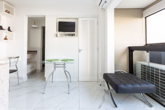 Imagem Imóvel com 1 Quarto à Venda, 35 m² em Vila Olímpia - São Paulo Imagem Imóvel com 1 Quarto à Venda, 35 m² em Vila Olímpia - São Paulo