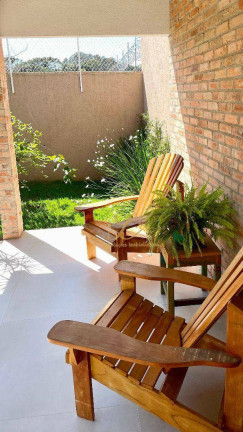 Sobrado com 3 Quartos à Venda, 220 m² em Tingui - Curitiba