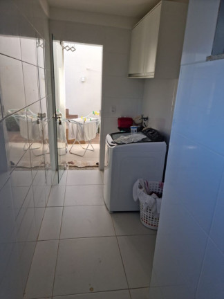 Imagem Casa com 4 Quartos à Venda, 300 m² em Buraquinho - Lauro De Freitas Imagem Casa com 4 Quartos à Venda, 300 m² em Buraquinho - Lauro De Freitas