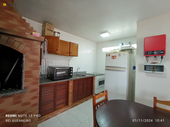Imagem Casa com 4 Quartos à Venda, 304 m² em Trindade - Florianópolis Imagem Casa com 4 Quartos à Venda, 304 m² em Trindade - Florianópolis
