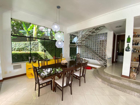 Imagem Casa com 4 Quartos à Venda, 355 m² em Piatã - Salvador Imagem Casa com 4 Quartos à Venda, 355 m² em Piatã - Salvador