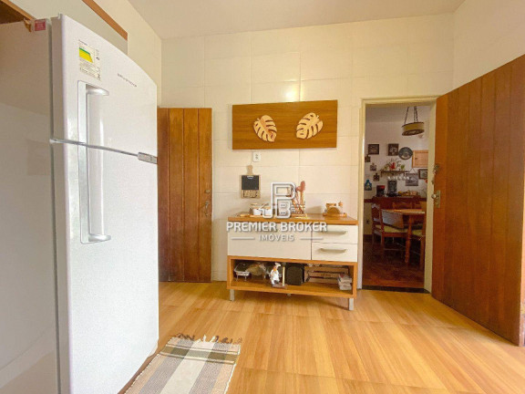 Imagem Casa com 5 Quartos à Venda, 280 m² em Alto - Teresópolis