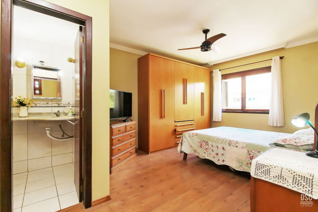 Imagem Casa com 3 Quartos à Venda, 150 m² em Guarujá - Porto Alegre