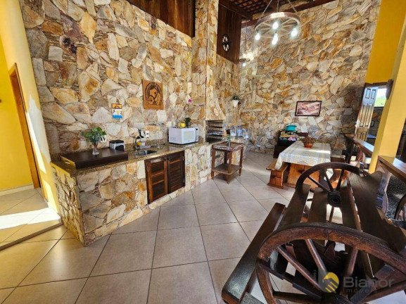 Imagem Casa com 3 Quartos à Venda, 240 m² em água Verde - Blumenau Imagem Casa com 3 Quartos à Venda, 240 m² em água Verde - Blumenau