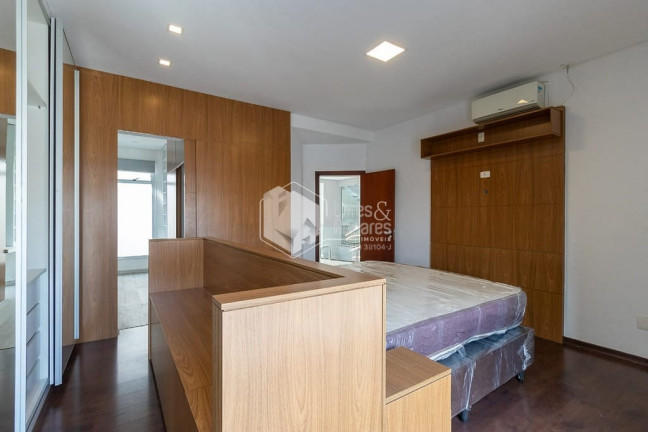 Imagem Casa com 4 Quartos à Venda, 615 m² em Bosque Da Saúde - São Paulo Imagem Casa com 4 Quartos à Venda, 615 m² em Bosque Da Saúde - São Paulo