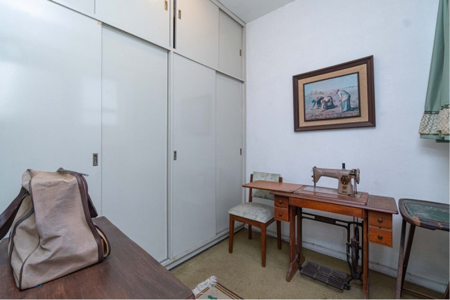 Imagem Apartamento com 4 Quartos à Venda, 277 m² em Auxiliadora - Porto Alegre Imagem Apartamento com 4 Quartos à Venda, 277 m² em Auxiliadora - Porto Alegre