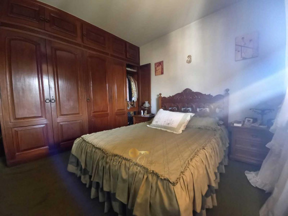 Imagem Casa com 3 Quartos à Venda, 166 m² em Várzea - Teresópolis