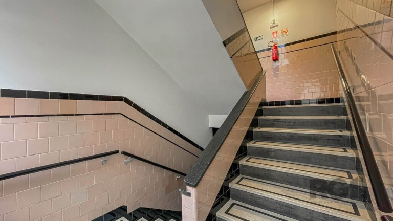 Imagem Apartamento com 3 Quartos à Venda, 82 m² em Menino Deus - Porto Alegre Imagem Apartamento com 3 Quartos à Venda, 82 m² em Menino Deus - Porto Alegre