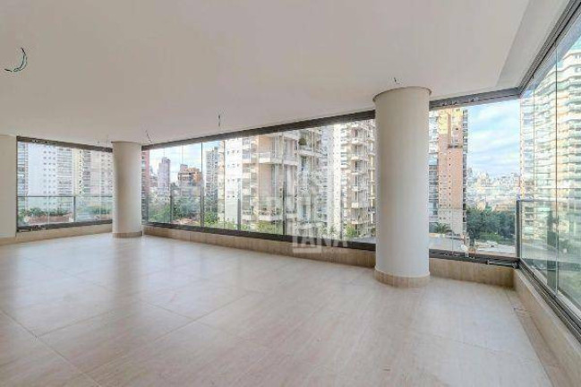 Apartamento com 3 Quartos à Venda, 200 m² em Vila Nova Conceição - São Paulo