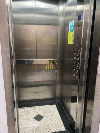 Imagem Apartamento com 3 Quartos à Venda, 10 m² em Centro - Camboriú