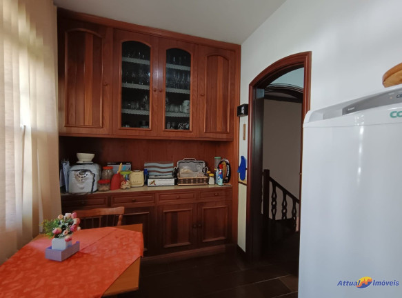 Imagem Casa com 5 Quartos à Venda, 280 m² em Quinta Da Barra - Teresópolis