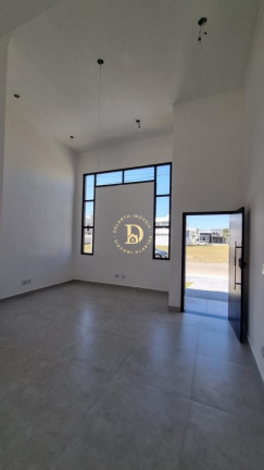 Imagem Casa de Condomínio com 3 Quartos à Venda, 150 m² em Bairro Do Grama - Caçapava