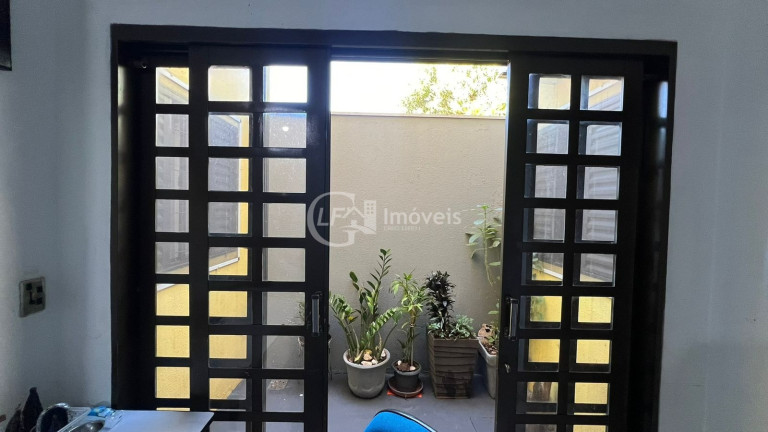 Imagem Casa com 3 Quartos à Venda, 75 m² em Jardim Presidente - Campo Grande Imagem Casa com 3 Quartos à Venda, 75 m² em Jardim Presidente - Campo Grande