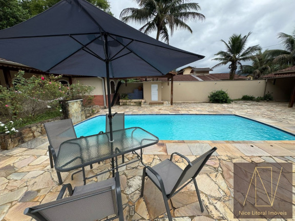 Imagem Casa de Condomínio com 6 Quartos para Temporada, 360 m² em Mar Verde - Caraguatatuba