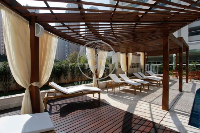 Imagem Apartamento com 3 Quartos à Venda, 335 m² Imagem Apartamento com 3 Quartos à Venda, 335 m²