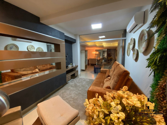 Imagem Imóvel com 3 Quartos à Venda, 187 m² em Centro - Guarapari Imagem Imóvel com 3 Quartos à Venda, 187 m² em Centro - Guarapari