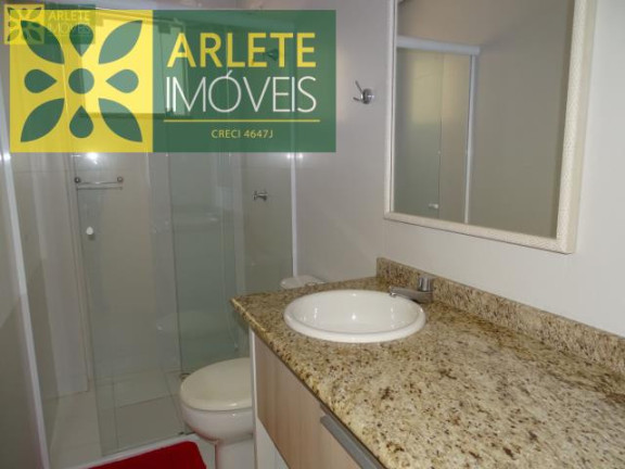 Imagem Apartamento com 2 Quartos para Alugar ou Temporada, 50 m² em Centro - Bombinhas