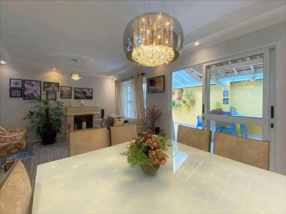 Imagem Casa com 3 Quartos à Venda, 181 m² em Granja Viana - Cotia Imagem Casa com 3 Quartos à Venda, 181 m² em Granja Viana - Cotia