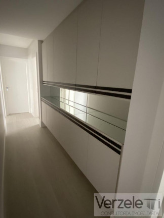 Imagem Apartamento com 4 Quartos à Venda, 237 m² em Barra Sul - Balneário Camboriú Imagem Apartamento com 4 Quartos à Venda, 237 m² em Barra Sul - Balneário Camboriú