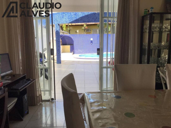 Imagem Casa com 4 Quartos à Venda, 200 m² em Santa Mônica - Feira De Santana