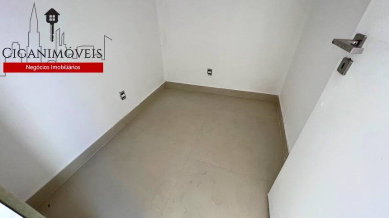 Imagem Casa de Condomínio com 6 Quartos à Venda, 380 m² em Barra Da Tijuca - Rio De Janeiro Imagem Casa de Condomínio com 6 Quartos à Venda, 380 m² em Barra Da Tijuca - Rio De Janeiro