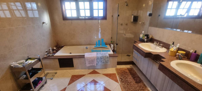 Imagem Casa de Condomínio com 5 Quartos à Venda, 460 m² em Vila Progresso - Niterói