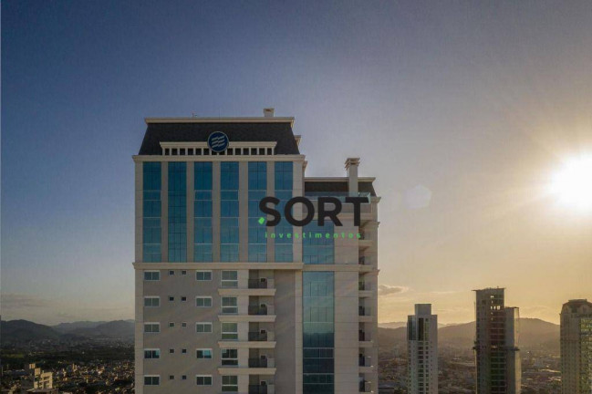 Imagem Apartamento com 3 Quartos à Venda, 128 m² em Centro - Balneário Camboriú