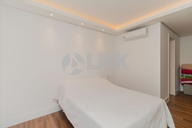 Imagem Apartamento com 3 Quartos à Venda, 127 m² em Jardim Do Salso - Porto Alegre Imagem Apartamento com 3 Quartos à Venda, 127 m² em Jardim Do Salso - Porto Alegre