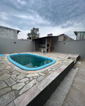 Imagem Sobrado com 3 Quartos à Venda, 138 m² em Piçarras - Guaratuba