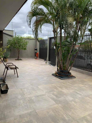 Casa com 3 Quartos à Venda, 280 m² em Jardim Santa Rosa Ii - São José Do Rio Preto