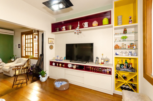 Imagem Casa com 4 Quartos à Venda, 332 m² em Petrópolis - Porto Alegre