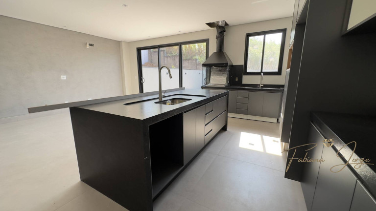 Imagem Casa com 3 Quartos à Venda, 300 m² em Roncáglia - Valinhos Imagem Casa com 3 Quartos à Venda, 300 m² em Roncáglia - Valinhos