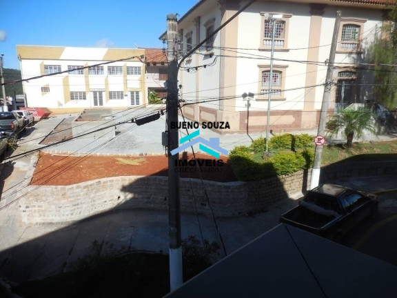Imagem Casa com 3 Quartos à Venda, 450 m² em Centro - Nazaré Paulista Imagem Casa com 3 Quartos à Venda, 450 m² em Centro - Nazaré Paulista