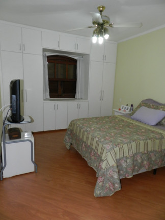 Imagem Casa com 4 Quartos à Venda, 240 m² em Jardim Peri Peri - São Paulo
