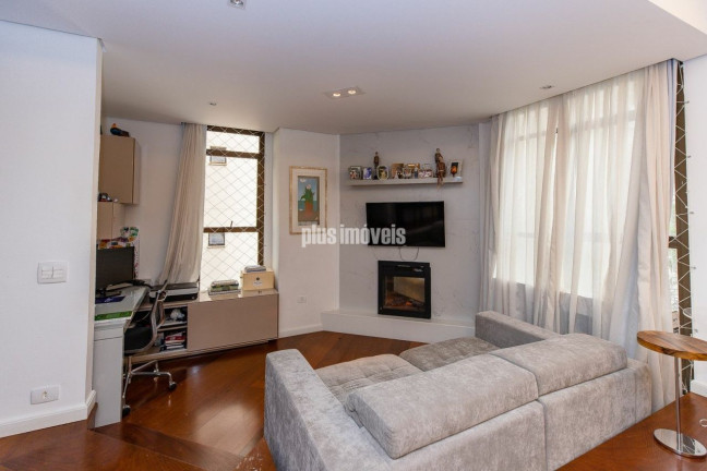 Imagem Apartamento com 4 Quartos à Venda, 220 m² em Moema - São Paulo Imagem Apartamento com 4 Quartos à Venda, 220 m² em Moema - São Paulo