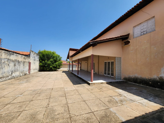 Imagem Casa com 4 Quartos à Venda, 354 m² em São João - Teresina