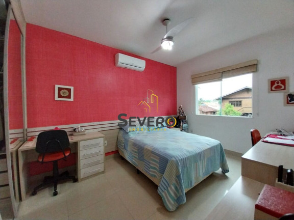 Imagem Casa com 4 Quartos à Venda, 228 m² em Itaipu - Niterói