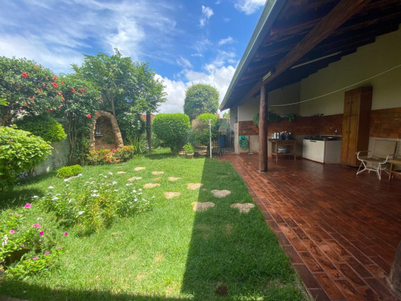 Imagem Casa com 4 Quartos à Venda, 200 m² em São Francisco - Campo Grande Imagem Casa com 4 Quartos à Venda, 200 m² em São Francisco - Campo Grande