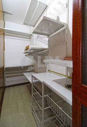 Imagem Imóvel com 2 Quartos à Venda, 176 m² em Jardim Planalto - Porto Alegre Imagem Imóvel com 2 Quartos à Venda, 176 m² em Jardim Planalto - Porto Alegre