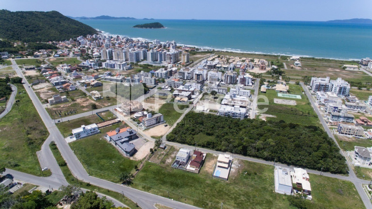 Imagem Casa com 3 Quartos à Venda, 168 m² em Praia De Palmas - Governador Celso Ramos Imagem Casa com 3 Quartos à Venda, 168 m² em Praia De Palmas - Governador Celso Ramos