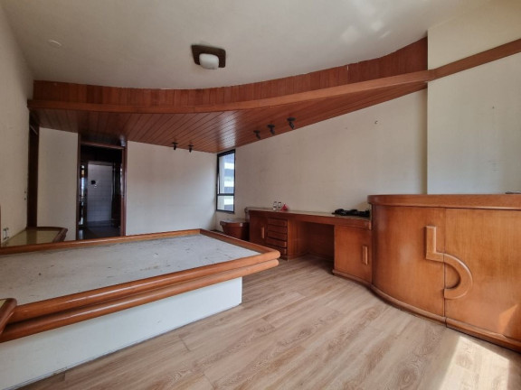 Imagem Apartamento com 3 Quartos à Venda, 261 m² em Mucuripe - Fortaleza Imagem Apartamento com 3 Quartos à Venda, 261 m² em Mucuripe - Fortaleza