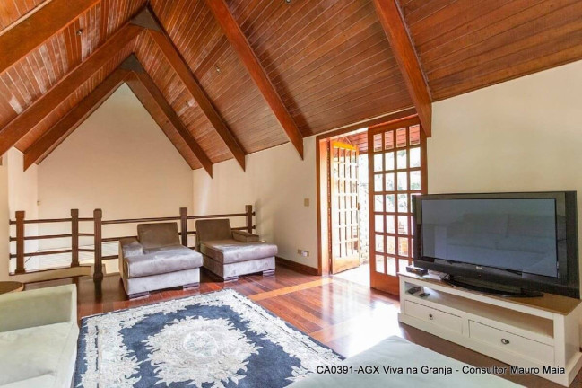 Imagem Casa com 7 Quartos à Venda, 2.000 m² em Chácara Granja Velha - Carapicuíba