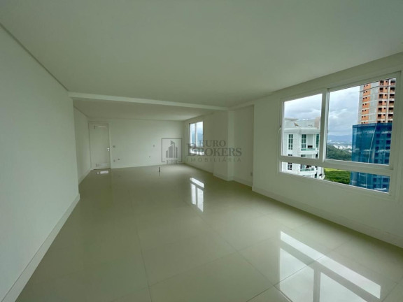 Imagem Apartamento com 7 Quartos à Venda, 410 m² em Centro - Balneário Camboriú Imagem Apartamento com 7 Quartos à Venda, 410 m² em Centro - Balneário Camboriú