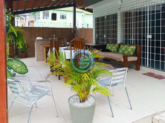 Casa com 4 Quartos à Venda, 145 m² em Fragoso - Olinda