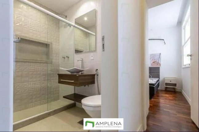 Imagem Apartamento com 2 Quartos à Venda, 80 m² em Copacabana - Rio De Janeiro