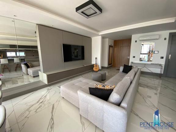 Imagem Apartamento com 3 Quartos à Venda, 154 m² em Centro - Balneário Camboriú Imagem Apartamento com 3 Quartos à Venda, 154 m² em Centro - Balneário Camboriú