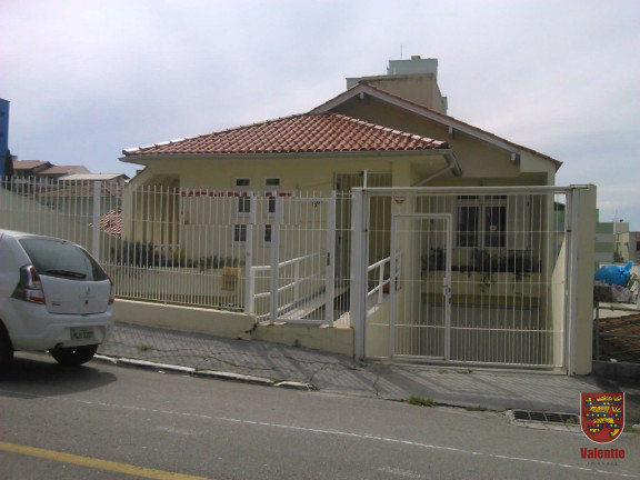 Casa com 5 Quartos à Venda,  em Estreito - Florianópolis