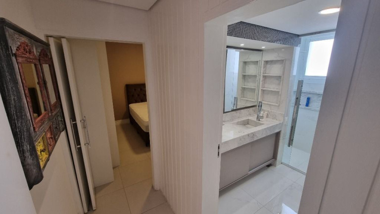 Imagem Apartamento com 4 Quartos à Venda, 190 m² em Pitangueiras - Guarujá Imagem Apartamento com 4 Quartos à Venda, 190 m² em Pitangueiras - Guarujá
